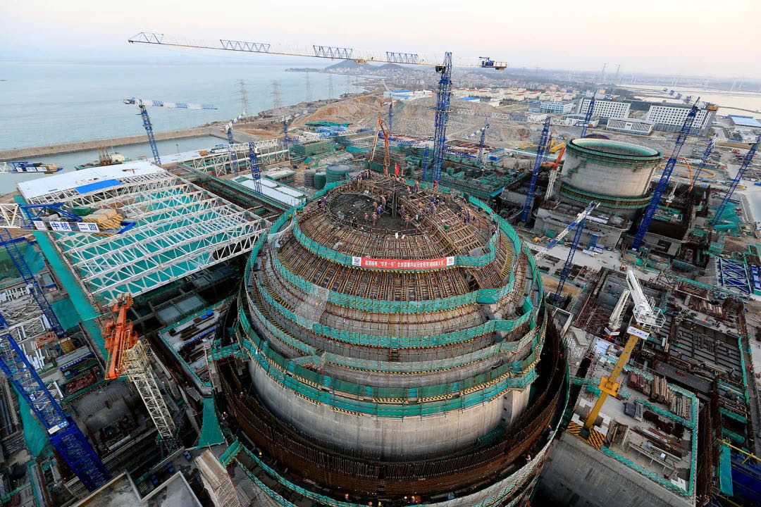 2018年1月11日,华龙首堆内层安全壳顺利封顶